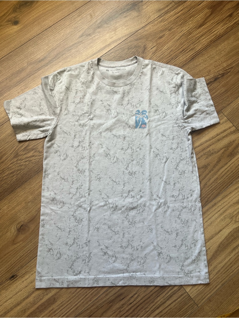 Travis Mathew Gray T-Shirt Palm Tree Chest Graphic Casual Golf Tee S